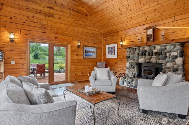 5410 SW 244th Street, Vashon, WA 98070