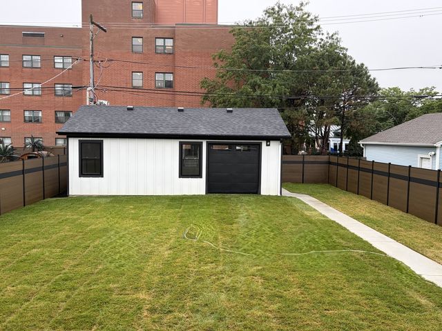5844 N Navarre Avenue, Chicago, IL 60631