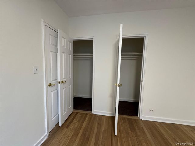 6735 Yellowstone Boulevard 3R, Forest Hills, NY 11375