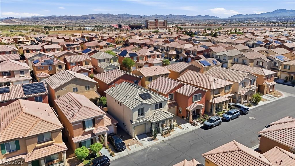 5438 Cross Meadows Lane, Las Vegas, NV 89122 — photo 5