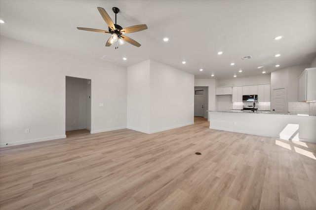 701 E 30th Street, Wolfforth, TX 79382