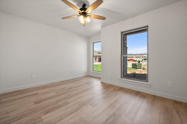 701 E 30th Street, Wolfforth, TX 79382