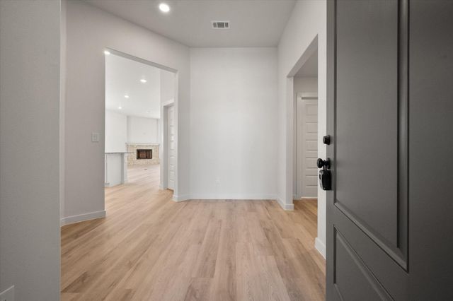 701 E 30th Street, Wolfforth, TX 79382