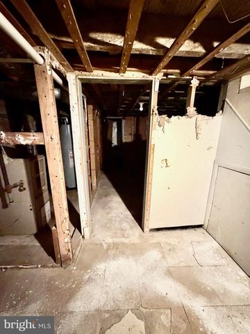 2811 HARLEM AVE, Baltimore, MD 21216