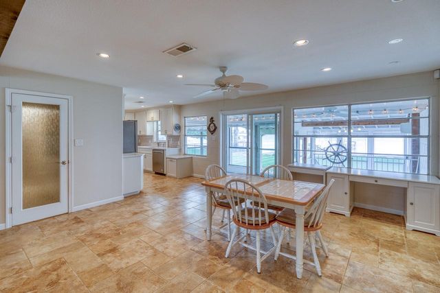 336 Carlson CIR, Buchanan Dam, TX 78609