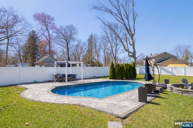 1718 4th, Piscataway, NJ 08854