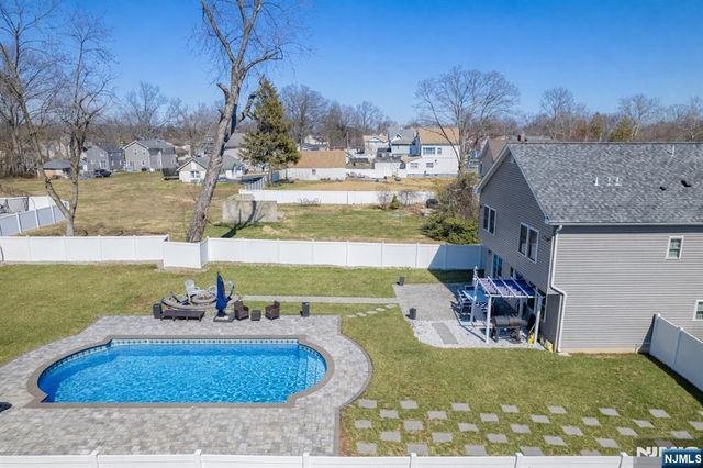 1718 4th, Piscataway, NJ 08854