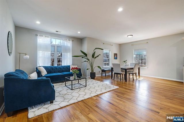 1718 4th, Piscataway, NJ 08854