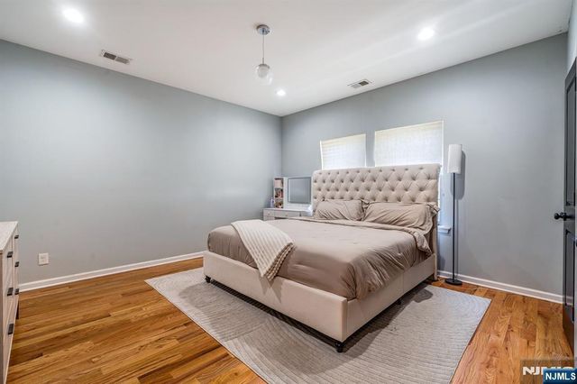1718 4th, Piscataway, NJ 08854