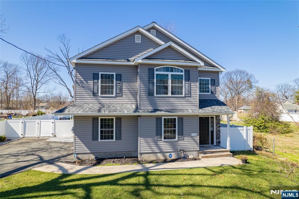 1718 4th, Piscataway, NJ 08854