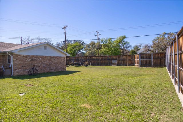 1600 Shaw Drive, Brownwood, TX 76801