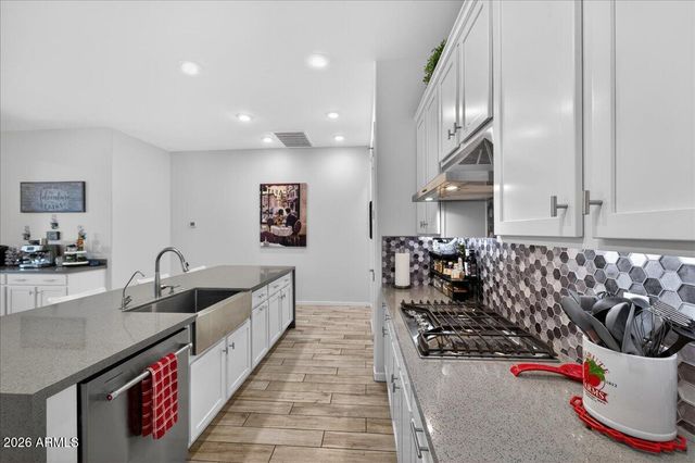 8401 N 172ND Lane, Waddell, AZ 85355