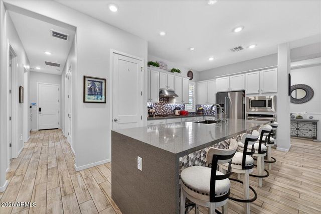8401 N 172ND Lane, Waddell, AZ 85355