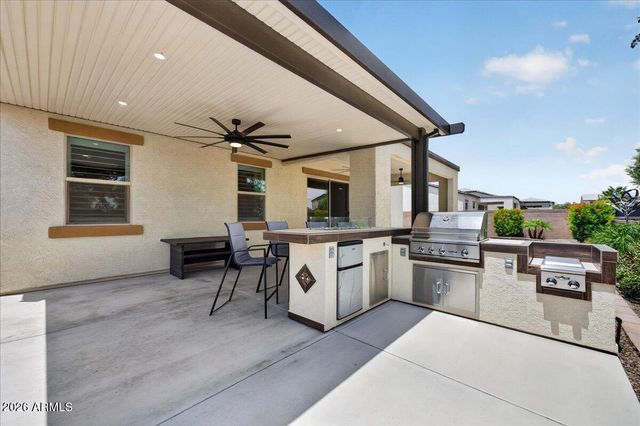 8401 N 172ND Lane, Waddell, AZ 85355