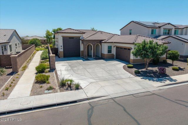 8401 N 172ND Lane, Waddell, AZ 85355