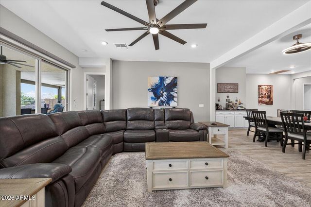 8401 N 172ND Lane, Waddell, AZ 85355