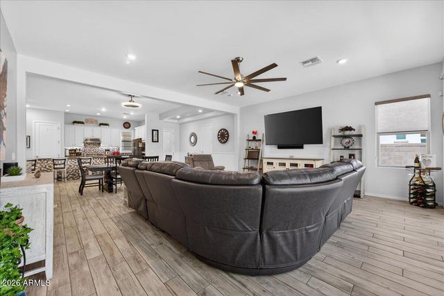 8401 N 172ND Lane, Waddell, AZ 85355