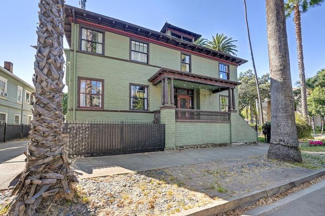 2230 Capitol Ave, Sacramento, CA 95816