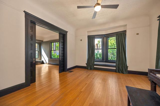 2230 Capitol Ave, Sacramento, CA 95816