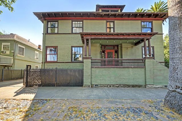 2230 Capitol Ave, Sacramento, CA 95816