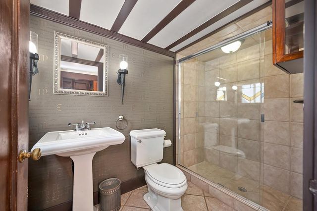 2230 Capitol Ave, Sacramento, CA 95816