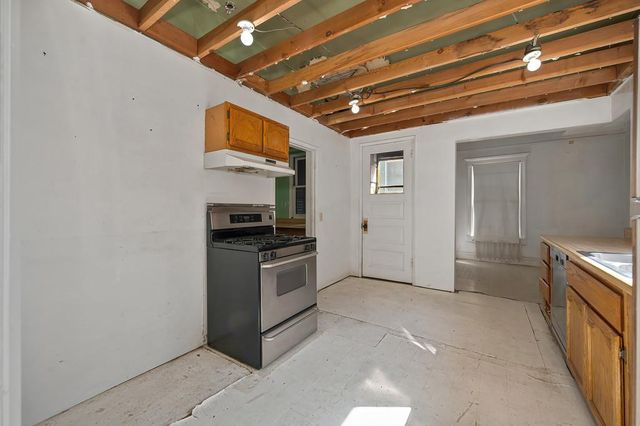 2230 Capitol Ave, Sacramento, CA 95816