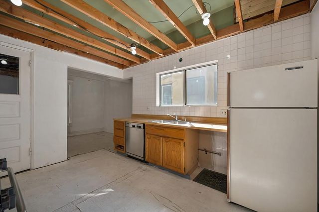 2230 Capitol Ave, Sacramento, CA 95816
