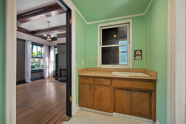2230 Capitol Ave, Sacramento, CA 95816
