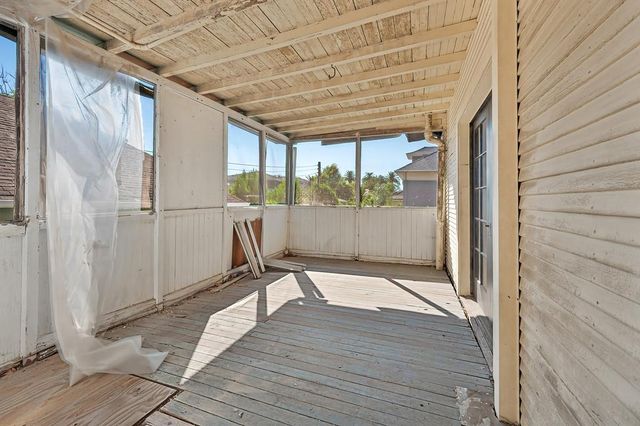 2230 Capitol Ave, Sacramento, CA 95816