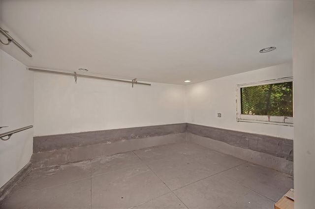 2230 Capitol Ave, Sacramento, CA 95816