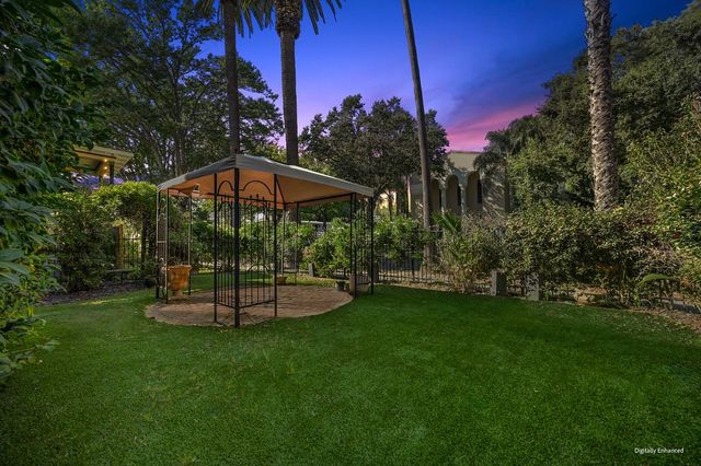 2230 Capitol Ave, Sacramento, CA 95816