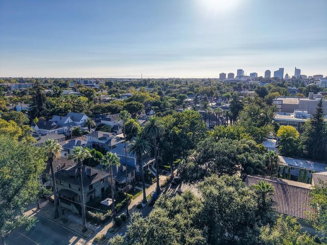 2230 Capitol Ave, Sacramento, CA 95816