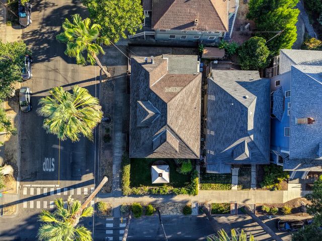2230 Capitol Ave, Sacramento, CA 95816