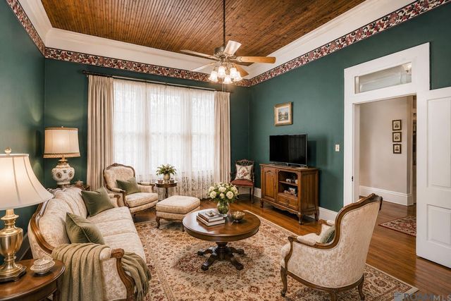 207 Poydras St, New Roads, LA 70760
