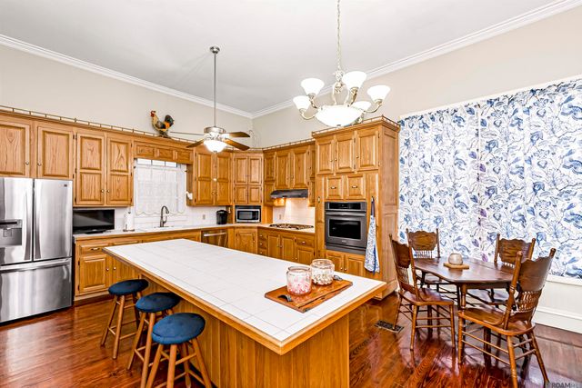 207 Poydras St, New Roads, LA 70760