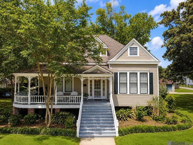 207 Poydras St, New Roads, LA 70760