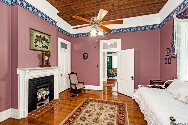 207 Poydras St, New Roads, LA 70760