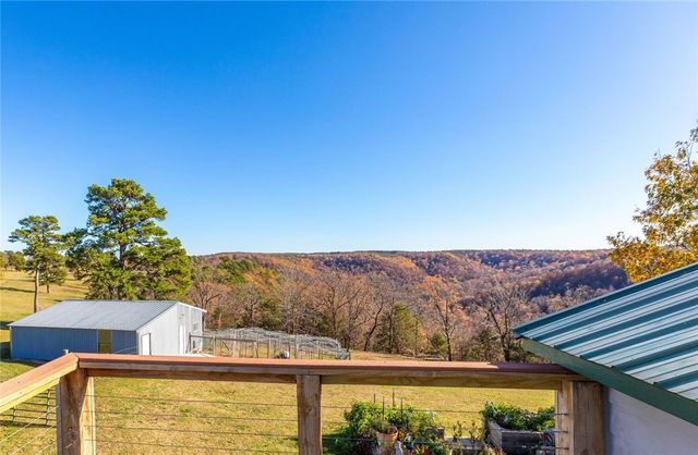 2333 CR 507, Berryville, AR 72616