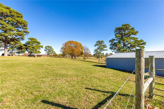 2333 CR 507, Berryville, AR 72616