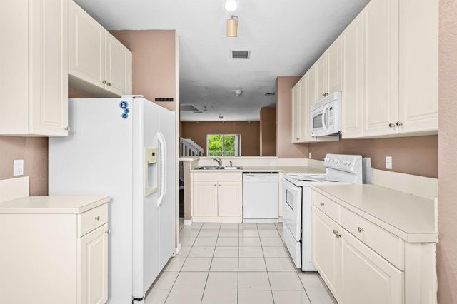 1747 NE 6th Street, Boynton Beach, FL 33435