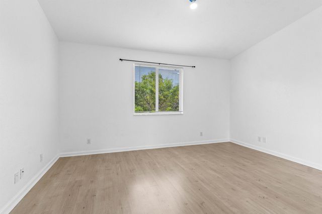 1747 NE 6th Street, Boynton Beach, FL 33435