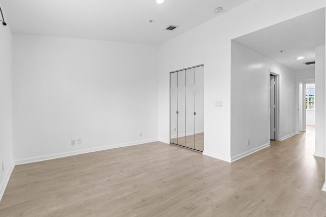 1747 NE 6th Street, Boynton Beach, FL 33435