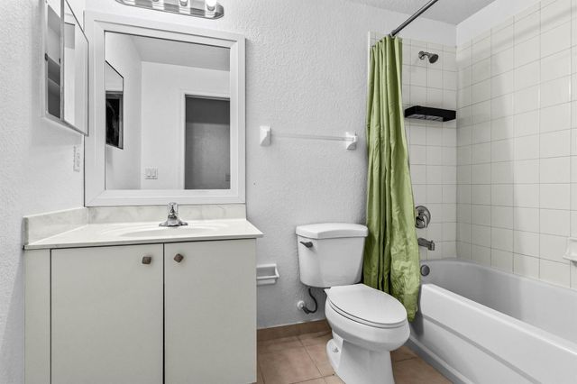 1747 NE 6th Street, Boynton Beach, FL 33435