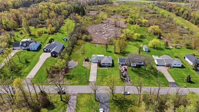 1822 Webb Road, Grand Island, NY 14072