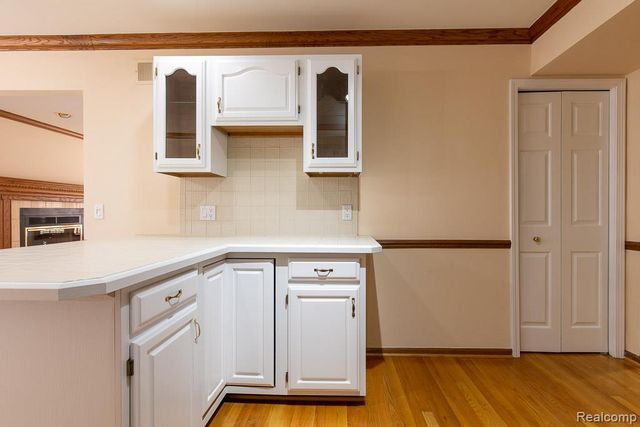 789 Deer Court, Plymouth, MI 48170