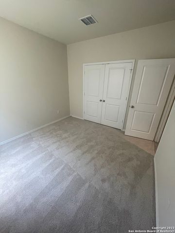 10606 MEXIA AVE, San Antonio, TX 78252