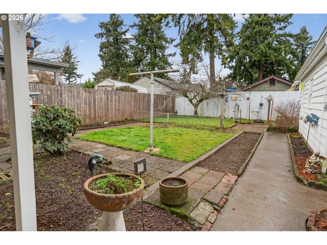 5535 Se FLAVEL St, Portland, OR 97206
