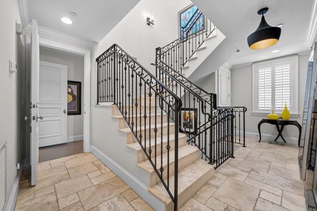 645 NE 17th Way 645, Fort Lauderdale, FL 33304