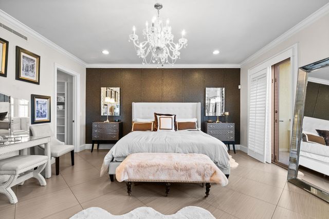 645 NE 17th Way 645, Fort Lauderdale, FL 33304