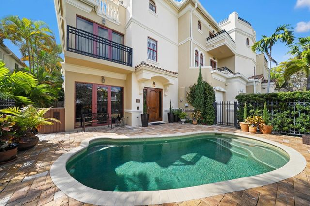 645 NE 17th Way 645, Fort Lauderdale, FL 33304